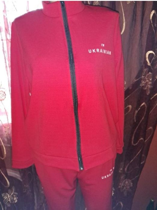 Костюм женский нрвый