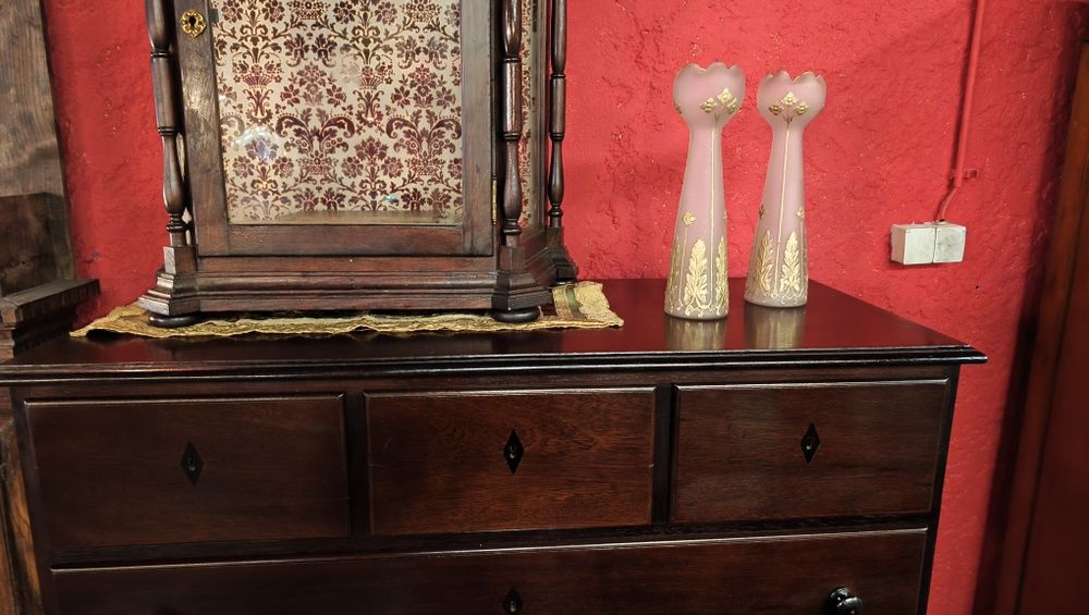 Cómoda D. Maria de Invulgar Tamanho