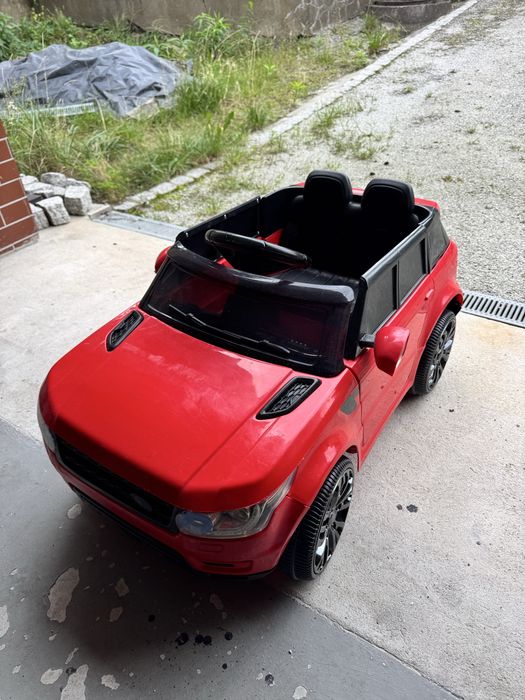 Samochód elektryczny dla dziecka SUV Range Rover – czerwony – 350 zł