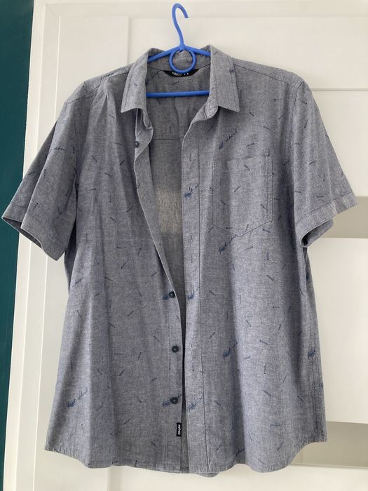 Szara koszula na krótki rękaw