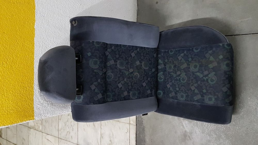 bancos traseiros Seat