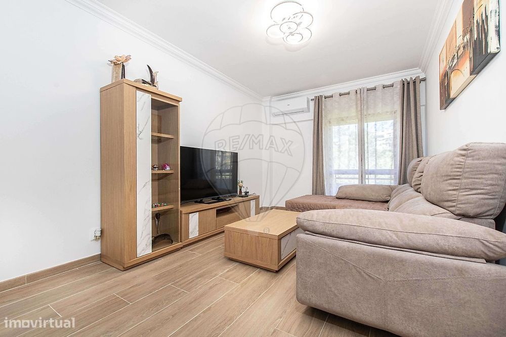 Apartamento T2 para venda — Vialonga, Lisboa