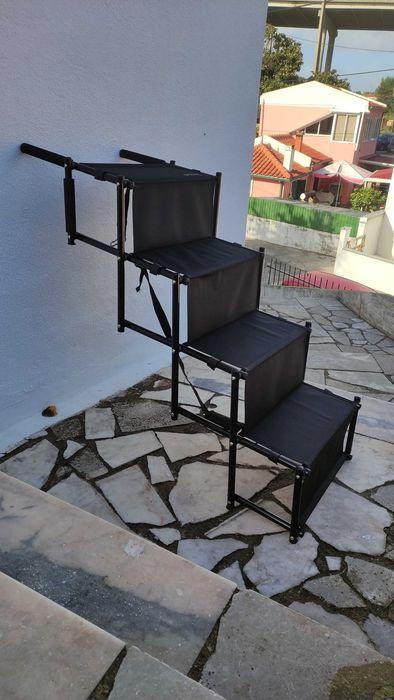 Escada portátil para cães até 80kg