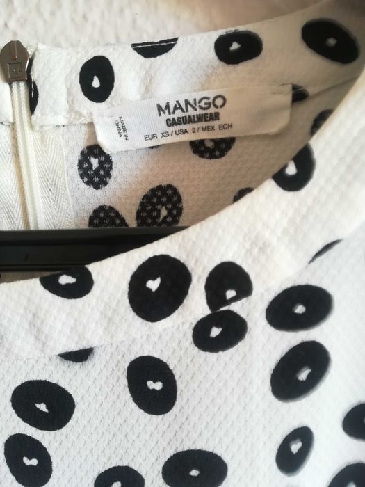 Vestido Mango Bolas preto branco