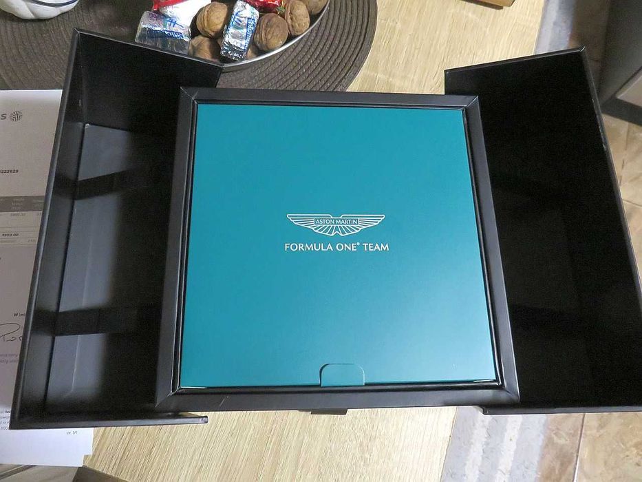 Realme GT 7 16/512GB ASTON MARTIN Specjal Edition
