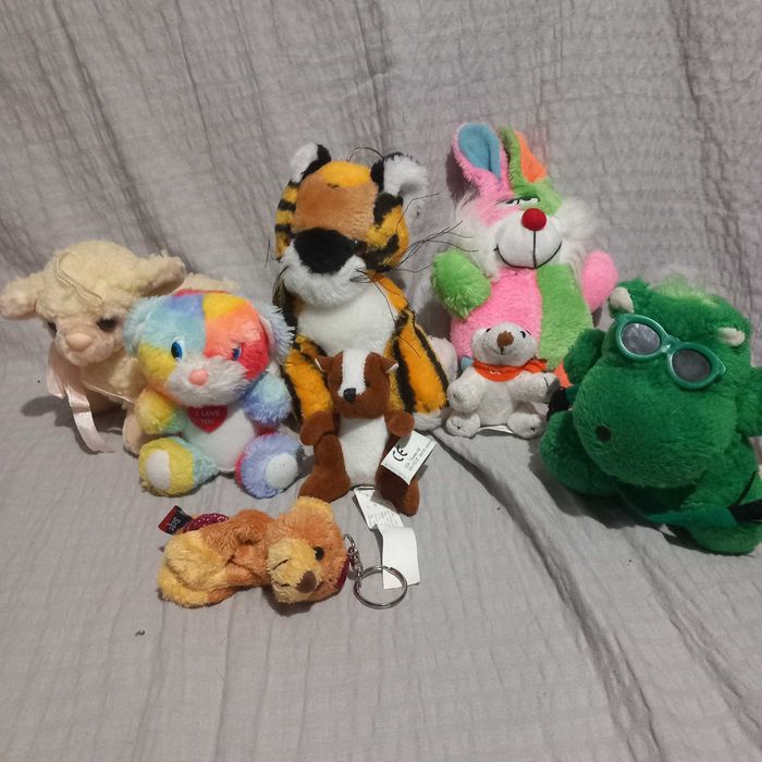 pluszaki rożne maskotki