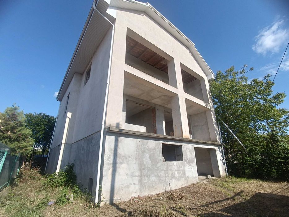 ПРОДАЖ незавершеного 3-х поверх будинку 400 кв.м. 2000х років забудови