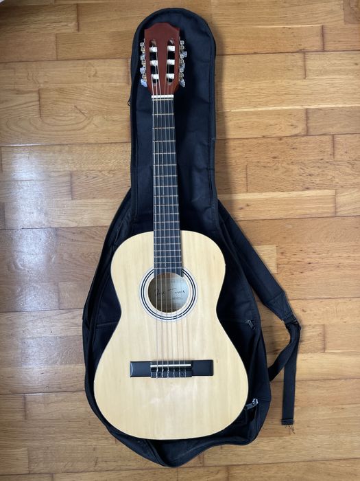 Guitarra clássica/viola de criança