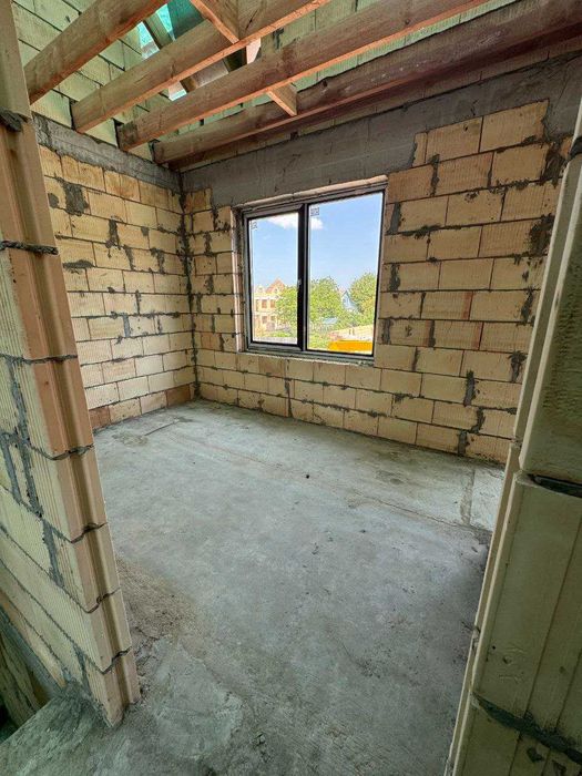 Таунхаус у Бучі з газом, міські комунікації. Розстрочка