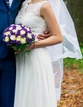 Ніжна весільна сукня