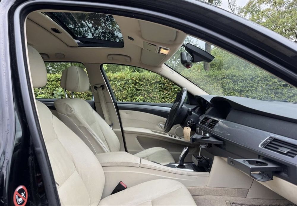 BMW 520i Touring Automática | 170cv | Teto de Abrir