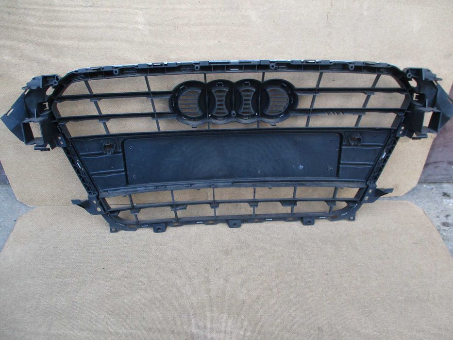 Atrapa audi A4 B8 Lift