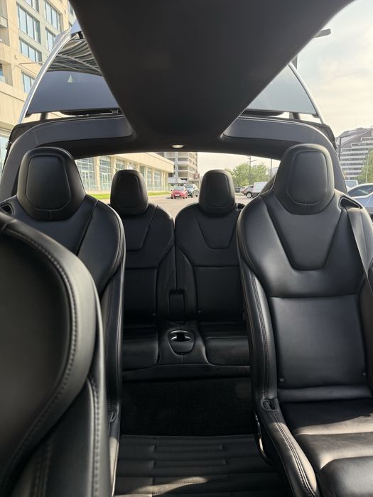 Продам Tesla X 100 D