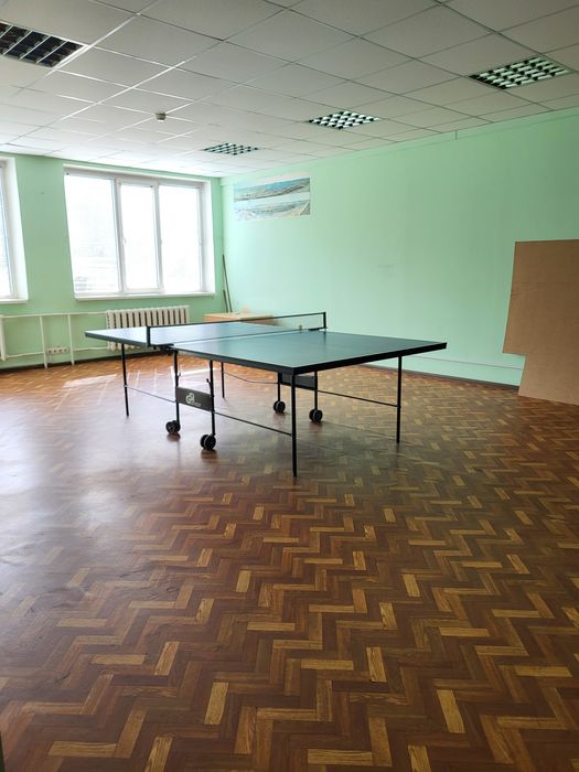 Оренда офісних приміщень 173 кв. з бомбосховищем у будівлі.