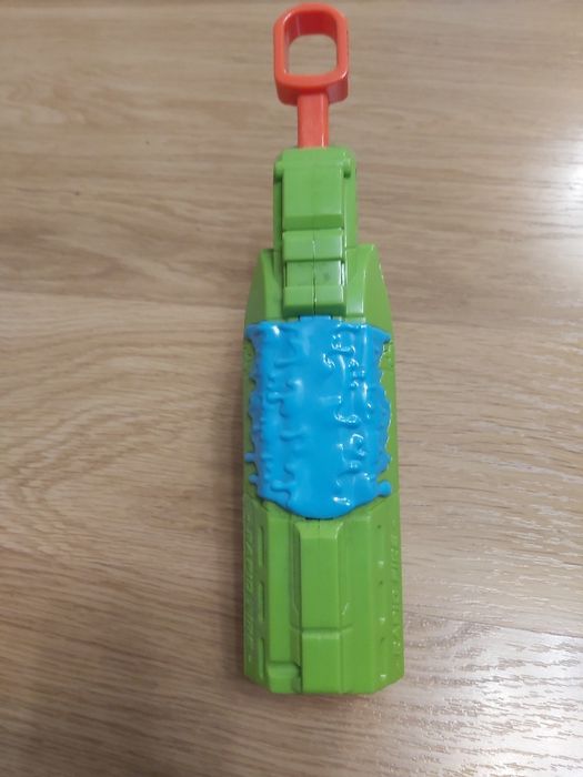 Продам детский, игрушечный пистолет