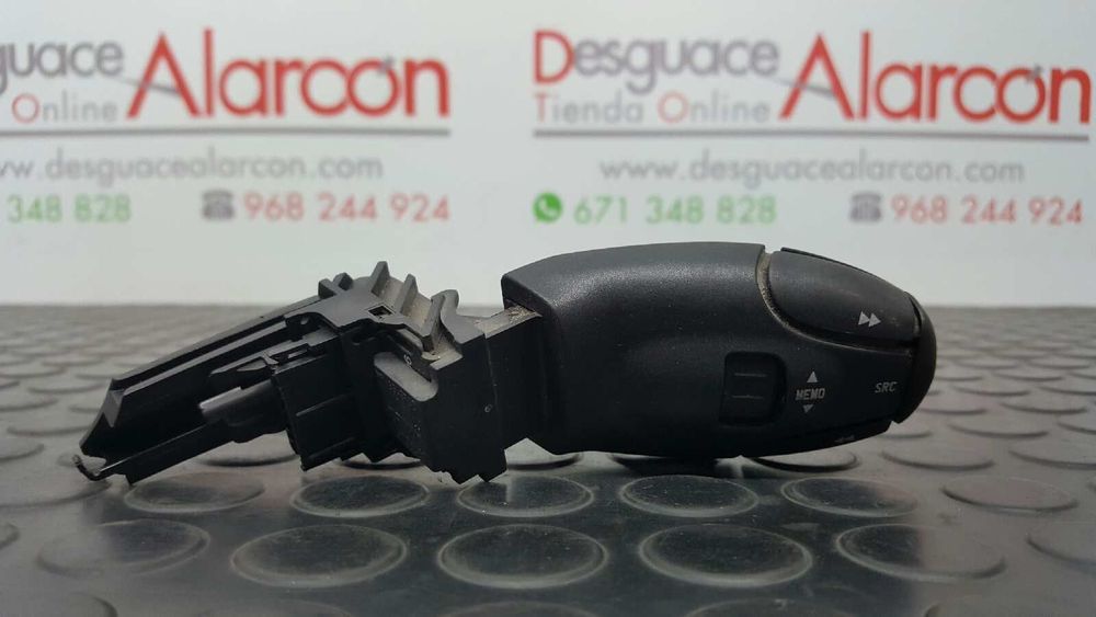 CONTROLE DO SISTEMA DE ÁUDIO / RÁDIO CD CITROEN BERLINGO STATION WAGON SX MULTIS...