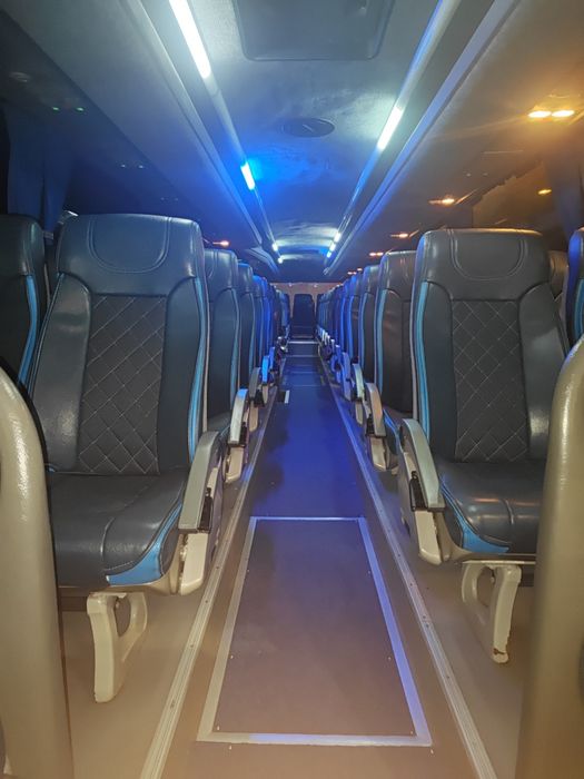Autocarro Mercedes 55 Lugares