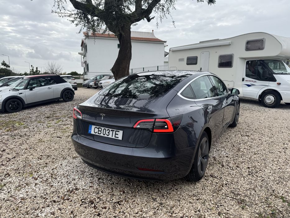 Tesla Model 3 Standard Range Plus Set 2020 - 64mil km