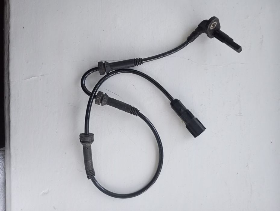 Пластік накладка Prius + запчасті різні