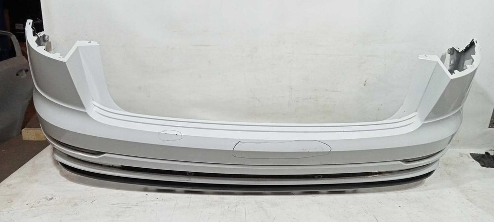 Audi Q8 RSQ8 SQ8 4M8 4M s-line бампер задній рест дорест