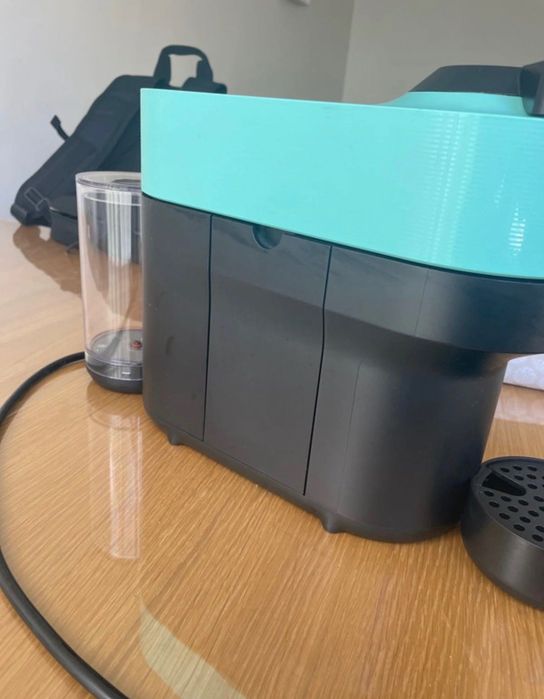 Máquina de café Nespresso Vertuo
