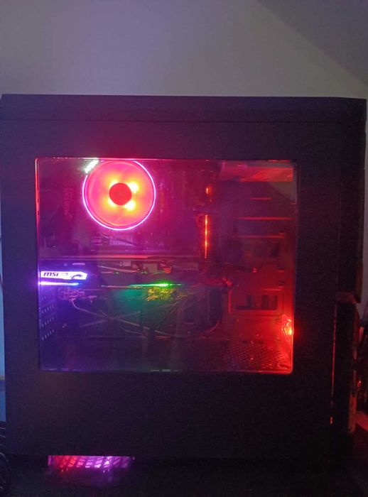 Komputer gamingowy: Ryzen 7 2700X + GTX 1660 + 16 GB RAM + SSD 500 GB