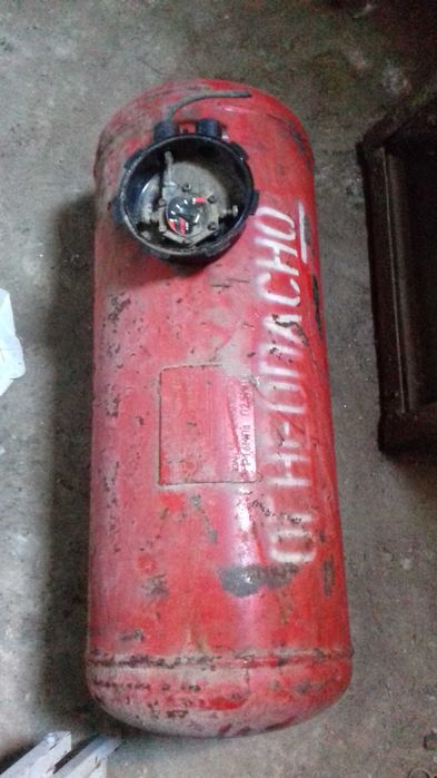 Продам газовый балон.