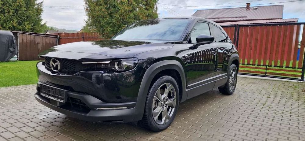 Mazda MX-30 56 900 zł  Netto  Niski przebieg Jak Nowa Polecam   !!!