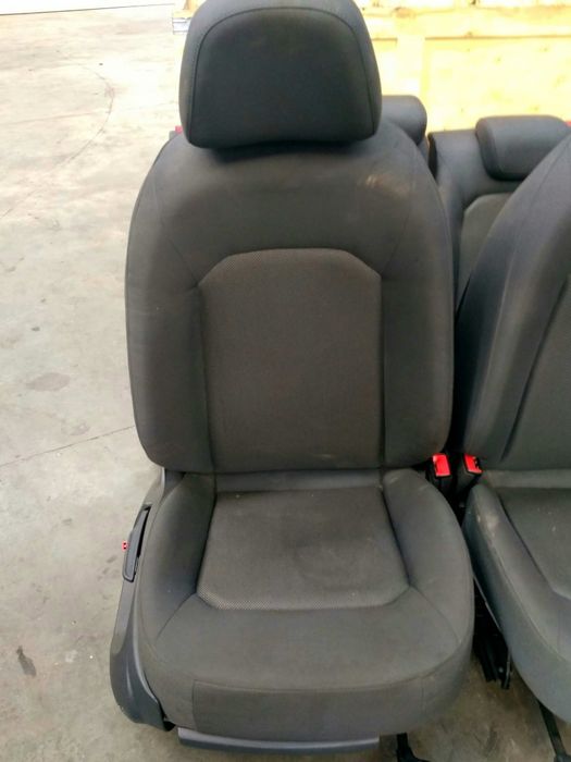 Banco frente direito AUDI A3 Sportback (8VA, 8VF)