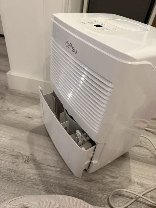 Desumidificador Daitsu Add-10XA (1.8 L - 10 L/dia)