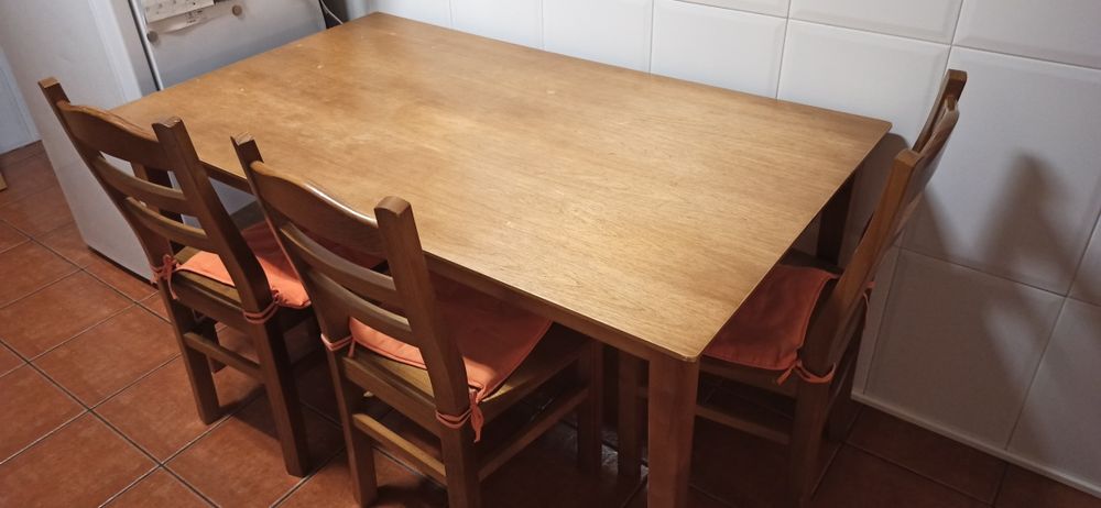 Mesa de jantar com 4 cadeiras64553062527874121