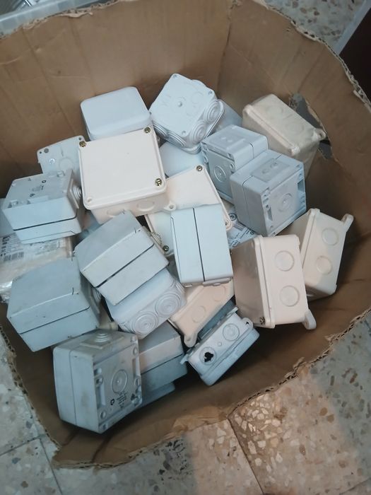 Material eléctrico.