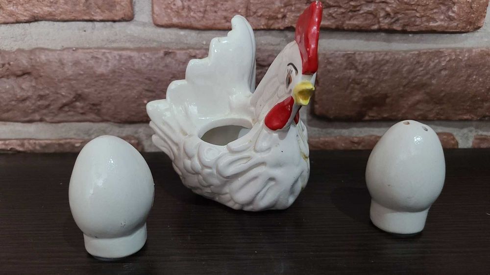 Керамічні набори для солі та перцю з підставкою