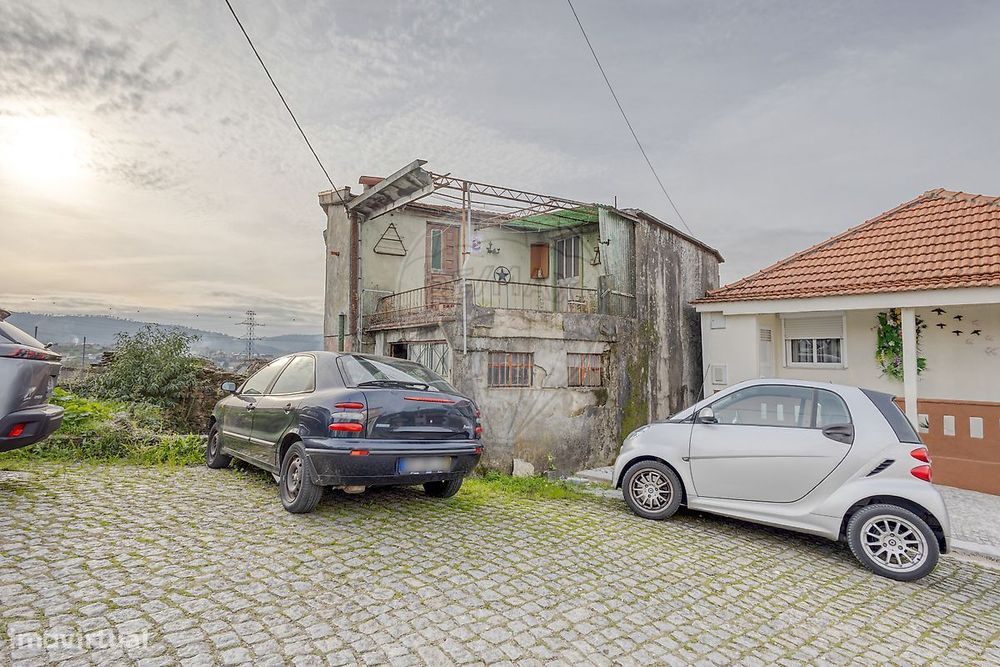 Moradia T2 para venda