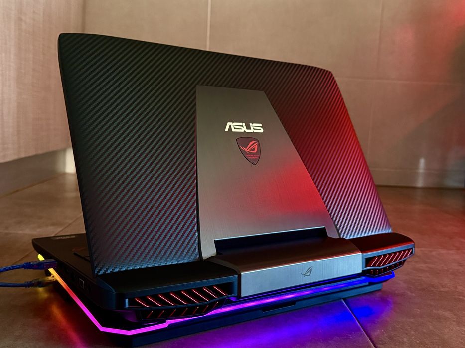 ЗСУ Скидка! 17’3 Большой игровой ноутбук Asus Rog + комплект девайсов