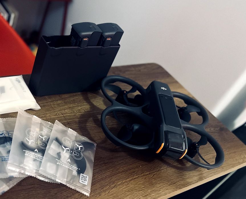Dji Avata 2 + 3 baterias/HUB