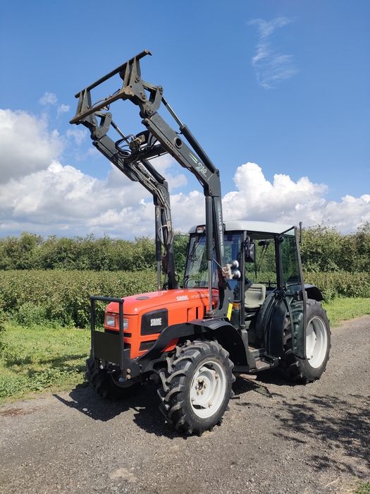Ciągnik sadowniczy Same Frutteto ll z ładowaczem czołowym,New Holland tn 70va