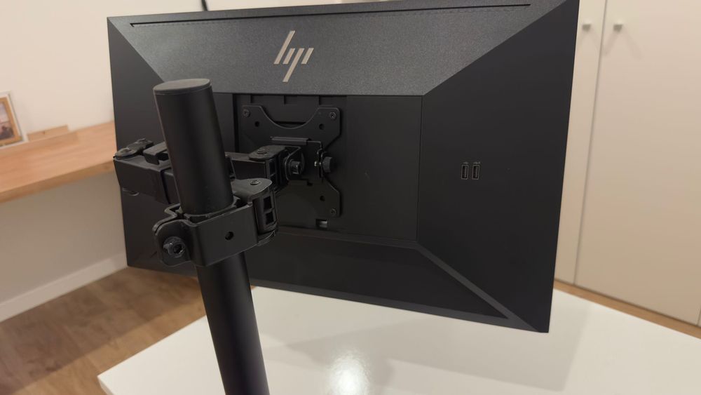 Monitor HP E24 G4 de 24”