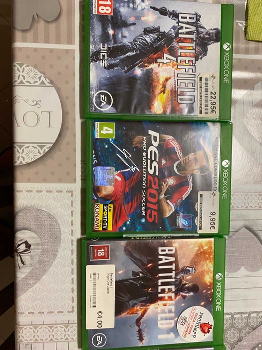 XBOX ONE - 500 GB + 2 Comandos + FONES + 6 JOGOS + embalagem original