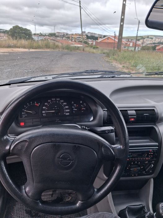 Opel astra 1.7 turbo diesel