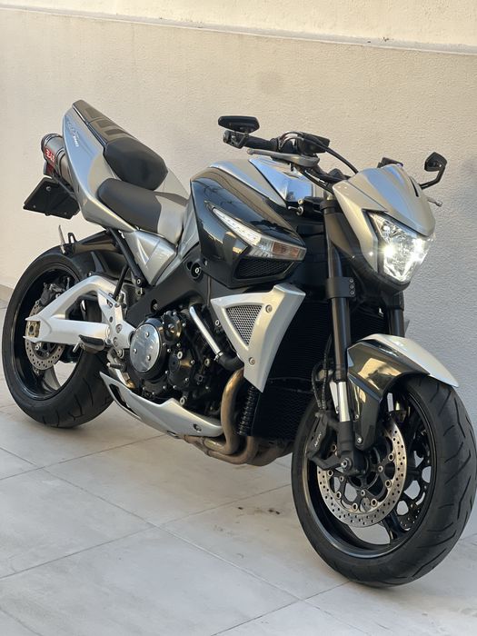 Suzuki B-King 1300