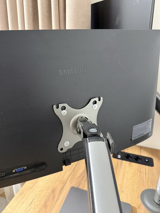 Монітор Samsung 24’