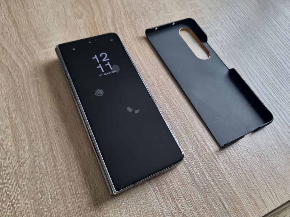 Телефон флагман Samsung Galaxy Fold 4 12/512gb + чехол