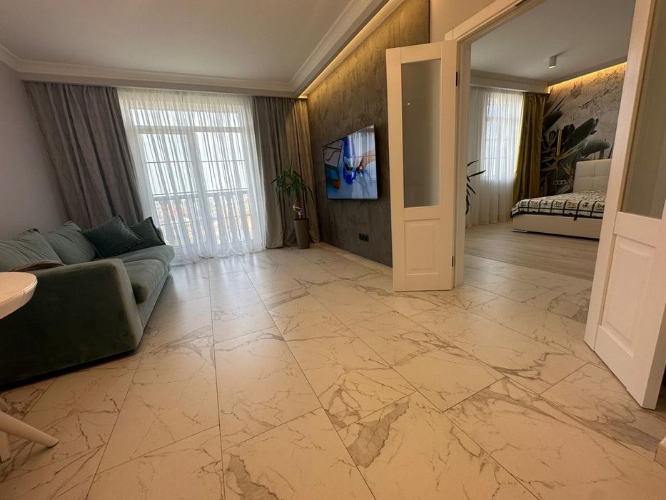 Луценко, 6! Британский квартал! Сдам 2х ком кв