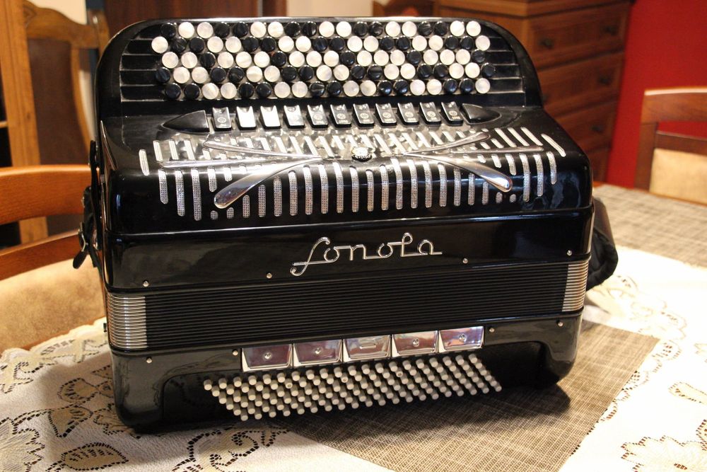 Akordeon Sonola system C