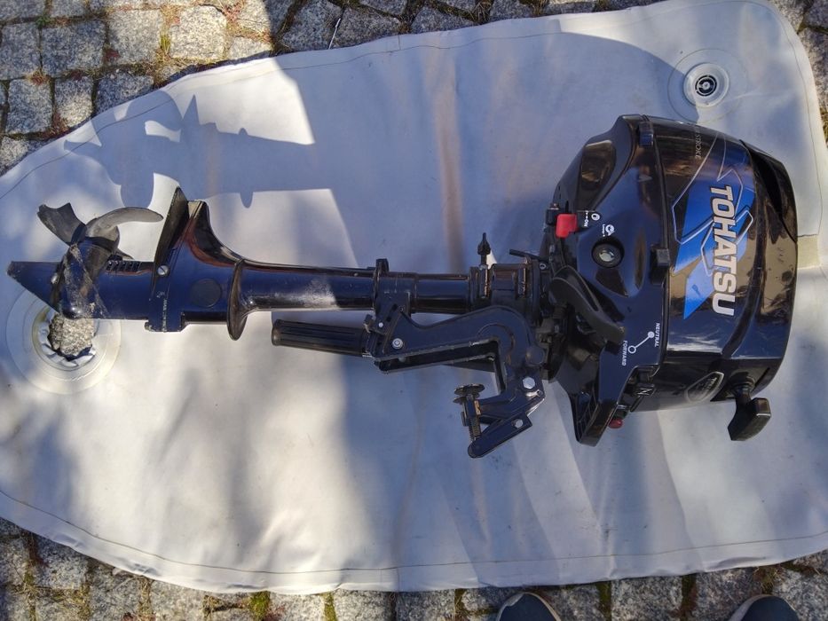 Ponton z silnikem TOHATSU 2.6 KW