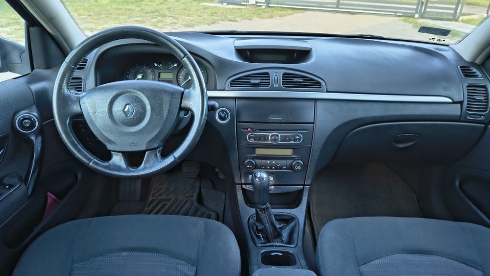 Renault Laguna II lift 2.0 16v benzyna klimatronik