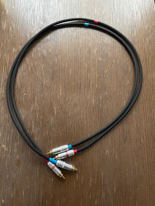 Acoustic Revive LINE‑1.0R‑TripleC‑FM (1m)