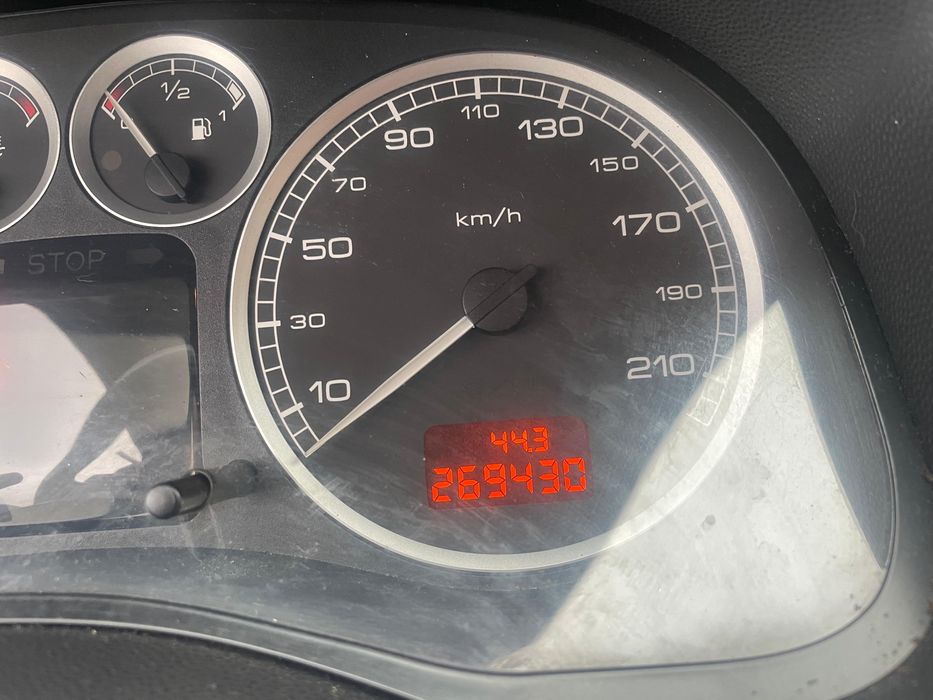 Peugeot 307 SW 1.6 HDI (Diesel)