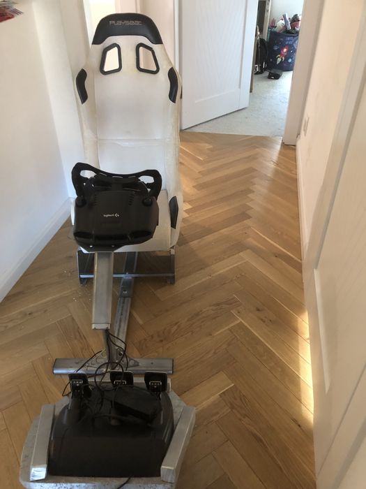 Stelaż do simracingu + logitech g29